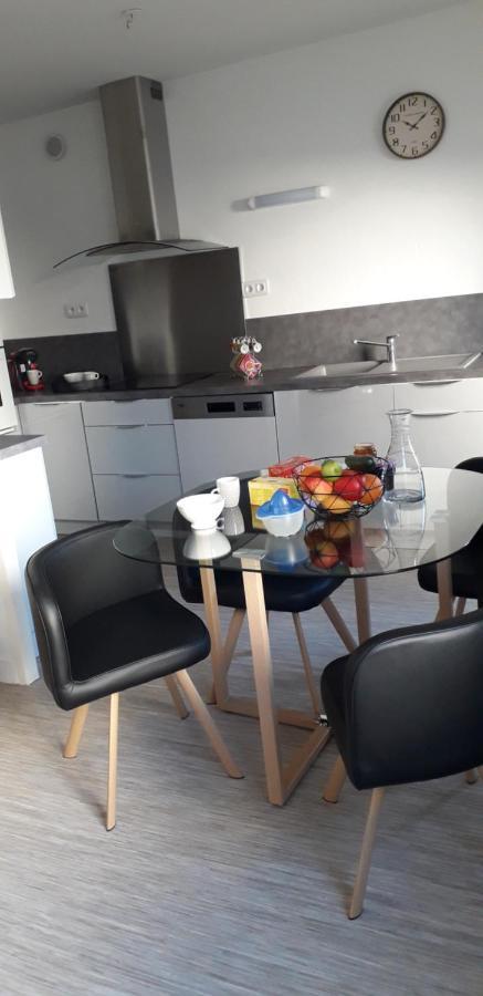 Appart Plein Centre, Balcon - 4 Personnes Sedan Exteriér fotografie